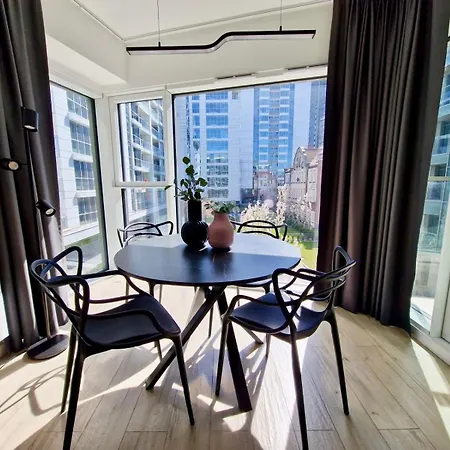 Towarowa Harmony Apartment, Free Parking, Air-conditioning, Self Check-in 24h *